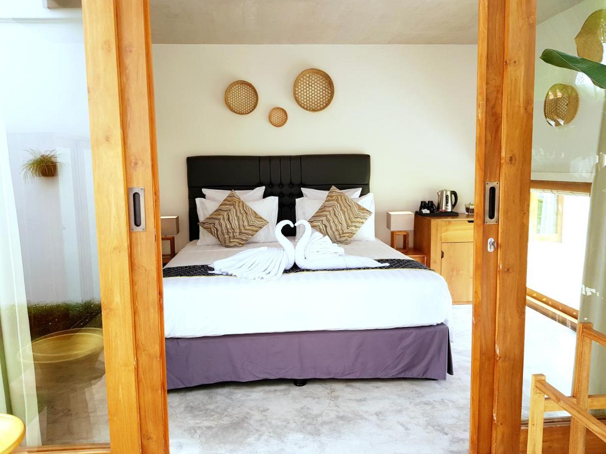 ロヴィーナ The Edicha Bed & Breakfast エクステリア 写真